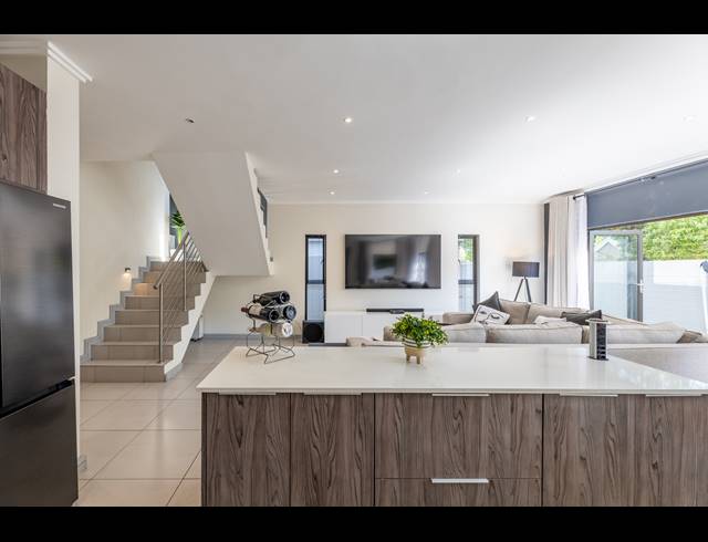 3 BEDROOM HOUSE FOR SALE IN BRYANSTON